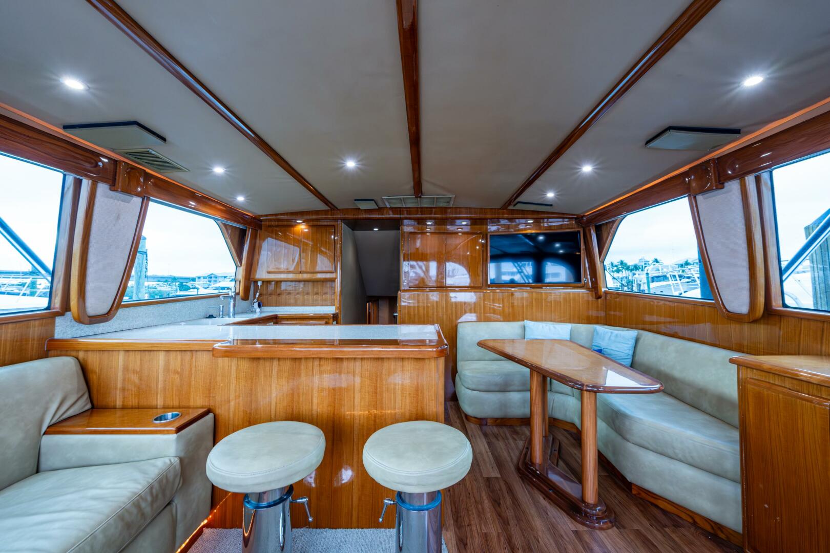 Slide: The Image of 2001 Viking 50 Convertible Overcharged - 5033993