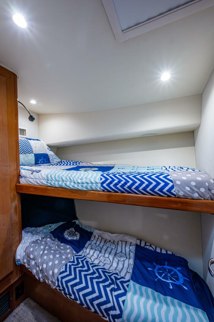 Slide: The Image of 2001 Viking 50 Convertible Overcharged - 5034021