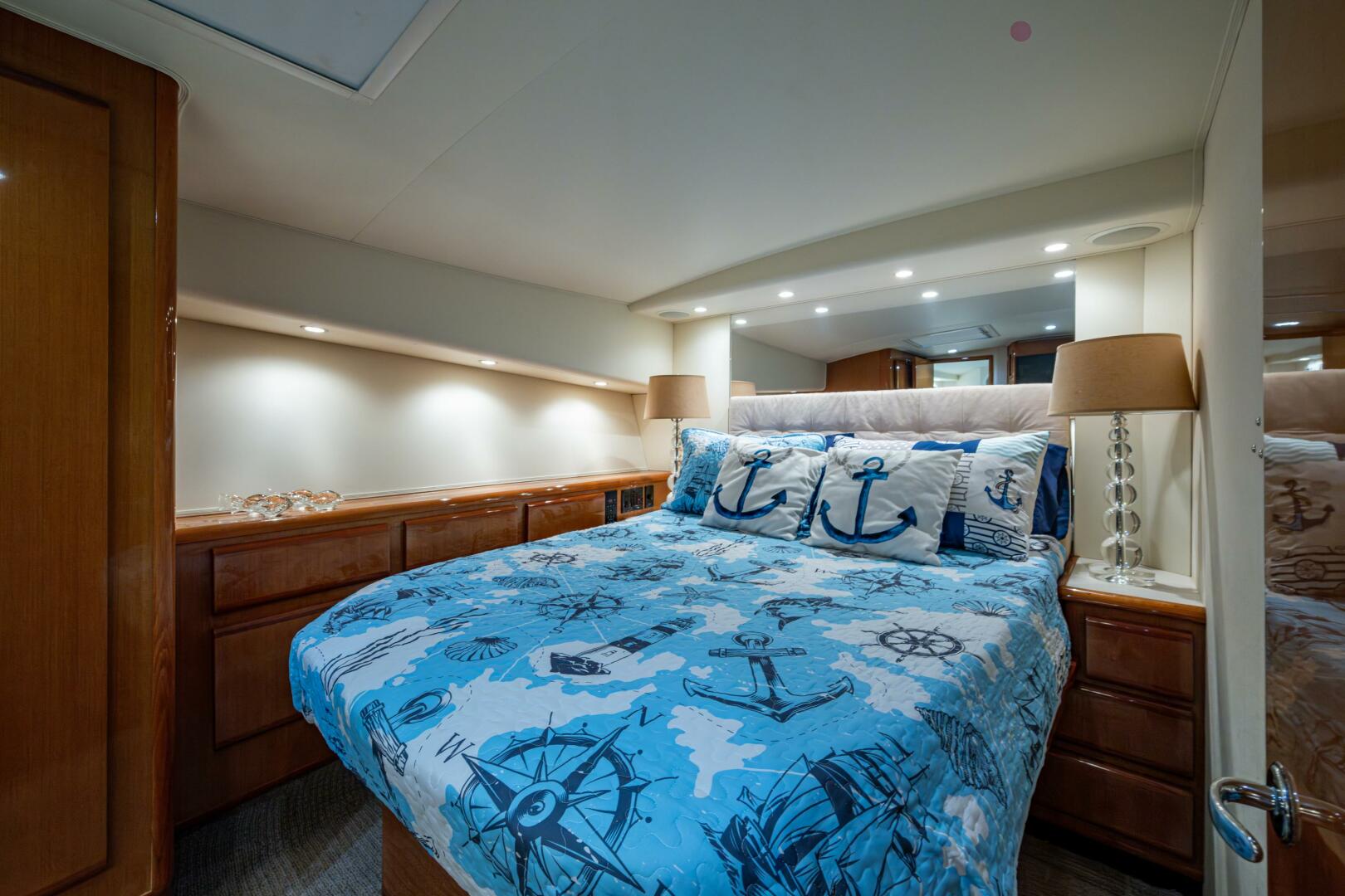 Slide: The Image of 2001 Viking 50 Convertible Overcharged - 5034029