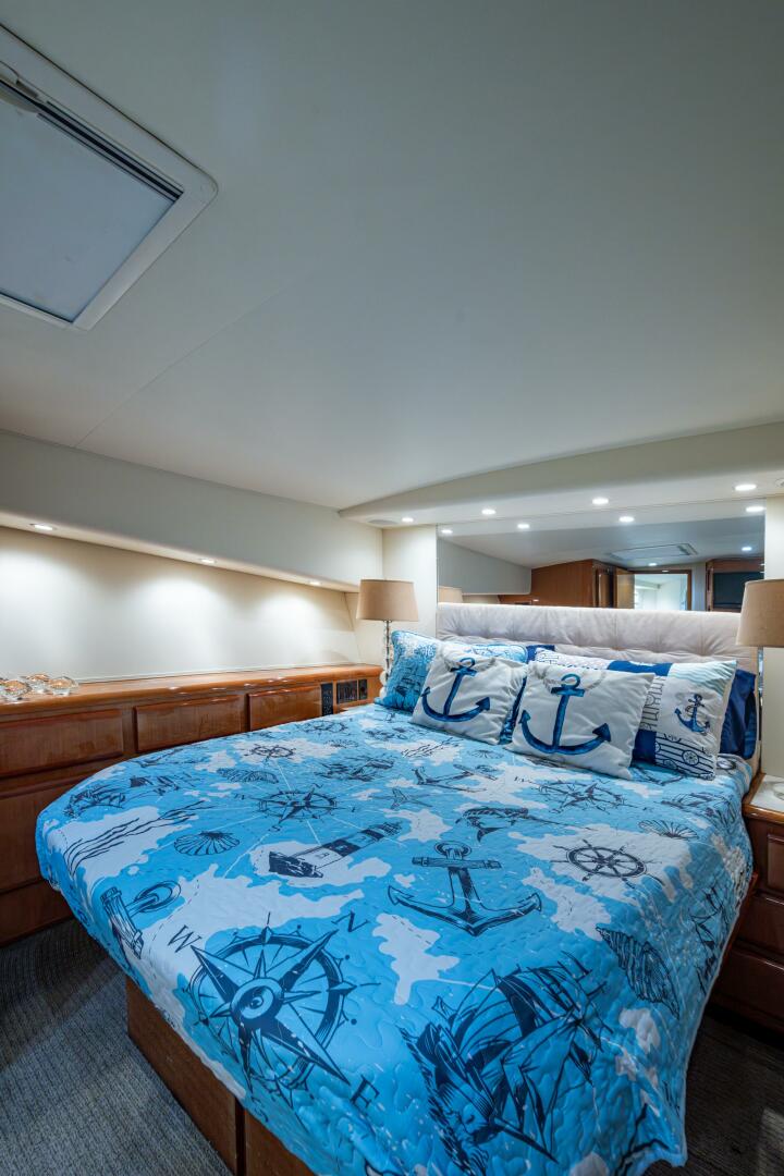 Slide: The Image of 2001 Viking 50 Convertible Overcharged - 5034030