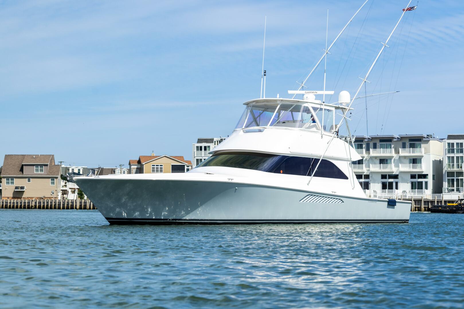 Slide: The Image of 2004 Viking 52 Convertible - 4569172