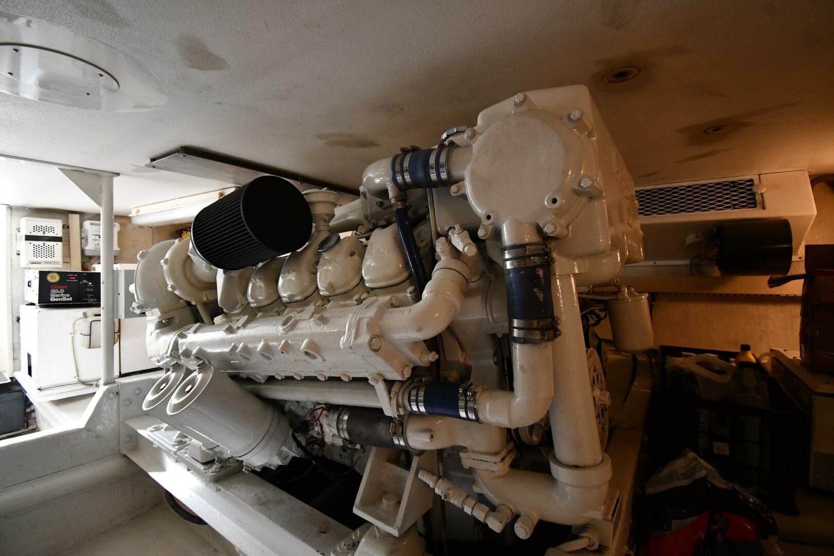 Slide: The Image of Viking 53 Convertible 1990 - 4877723