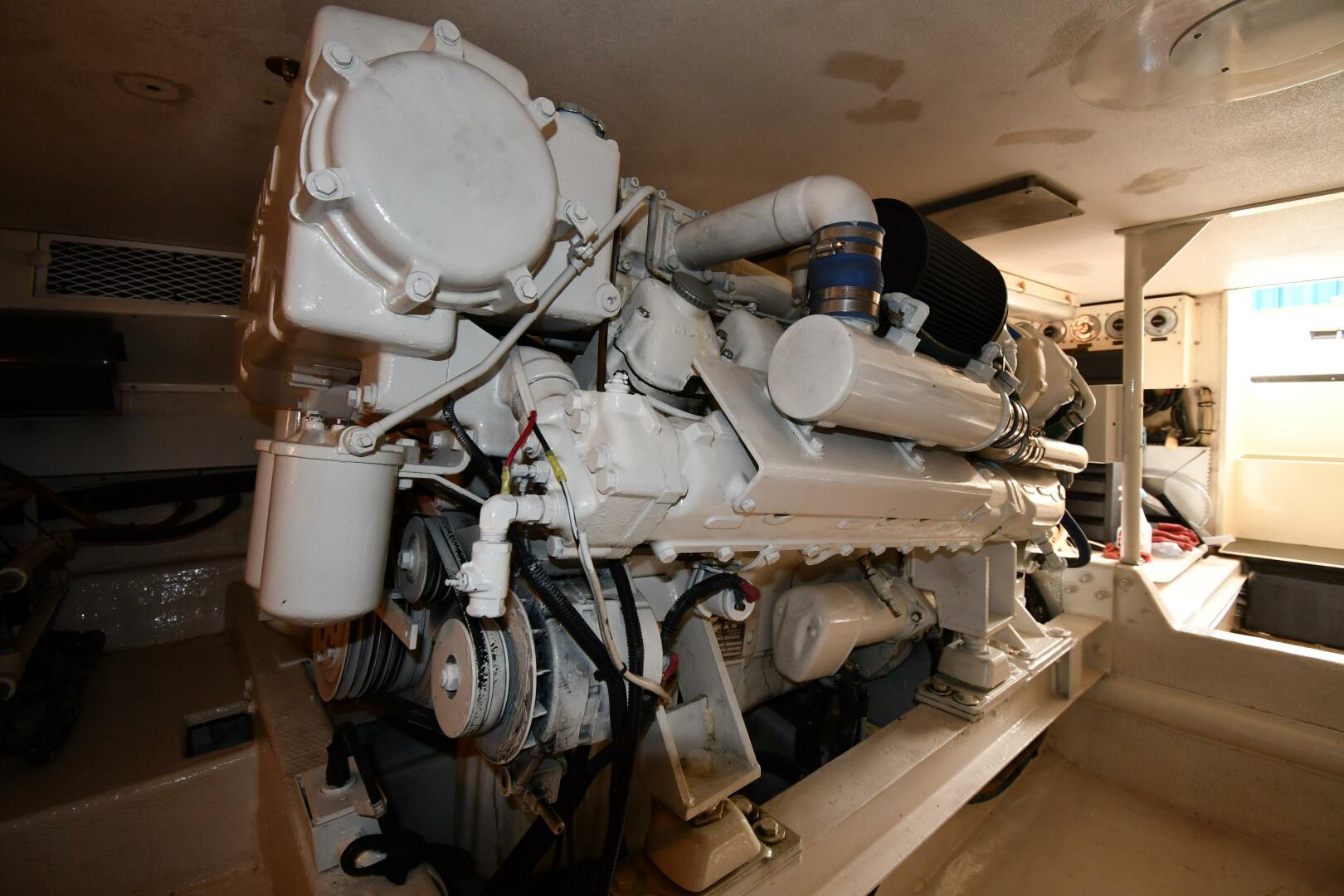 Slide: The Image of Viking 53 Convertible 1990 - 4877725