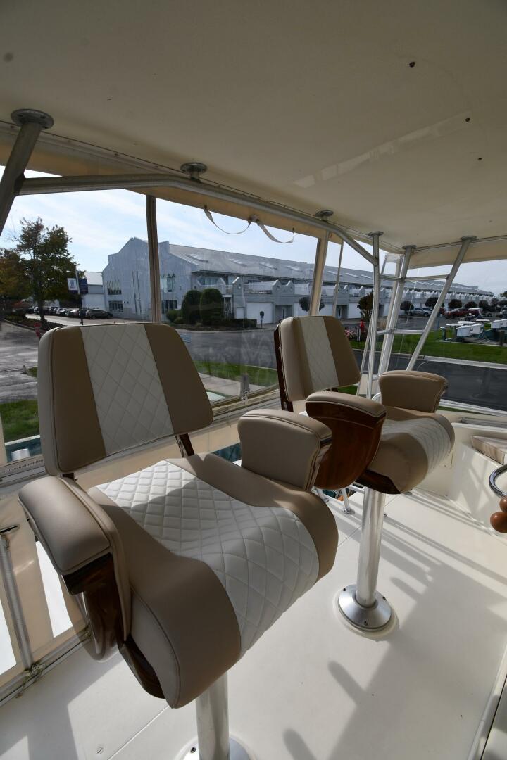 Slide: The Image of Viking 53 Convertible 1990 - 4877649