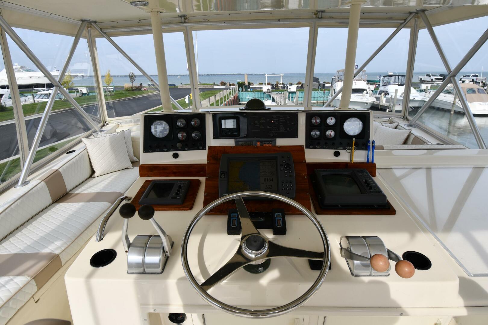 Slide: The Image of Viking 53 Convertible 1990 - 4877650