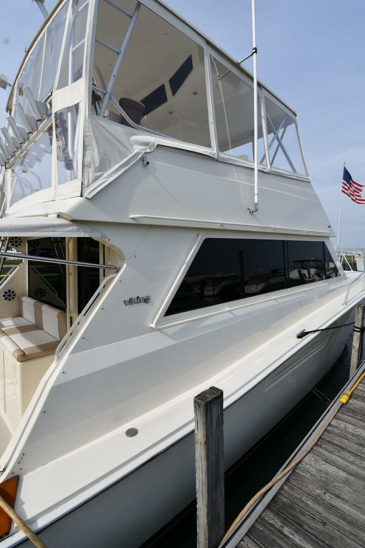 Slide: The Image of Viking 53 Convertible 1990 - 4877626
