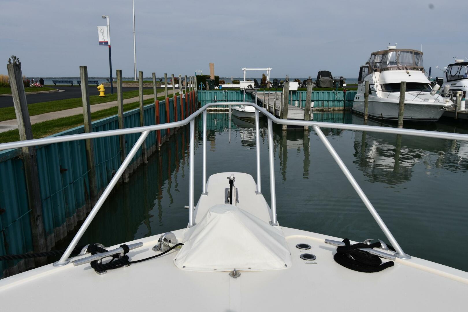 Slide: The Image of Viking 53 Convertible 1990 - 4877628