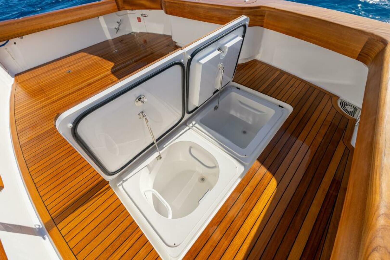 Slide: The Image of Viking 54 Sport Tower 2025 - 4527494