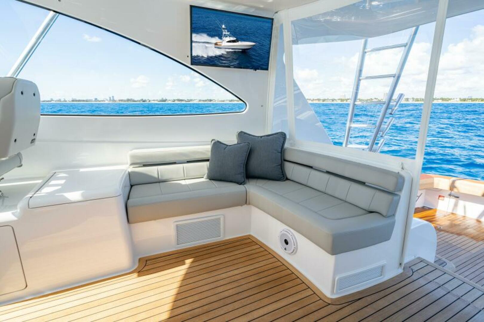 Slide: The Image of Viking 54 Sport Tower 2025 - 4527503