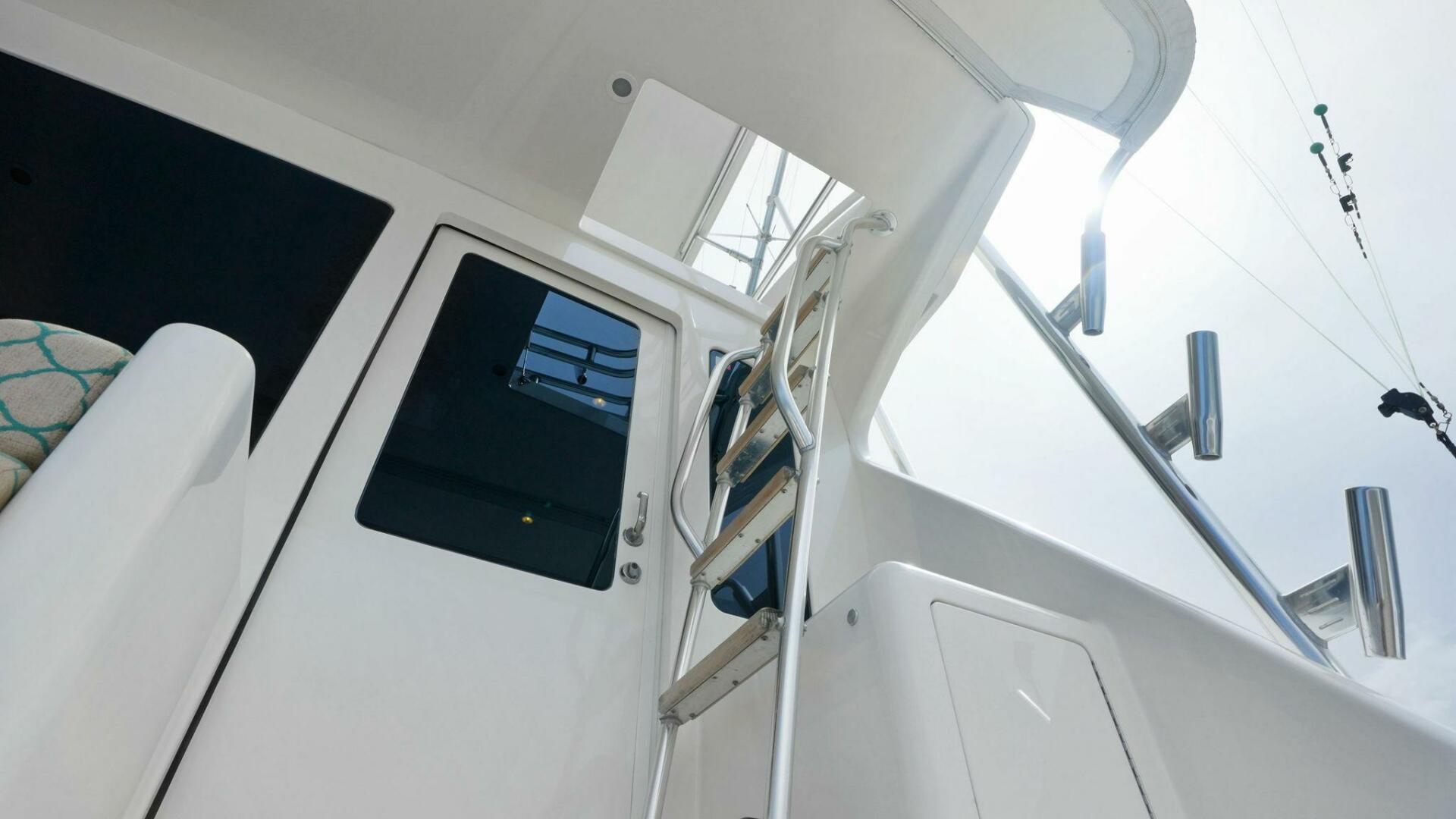 Slide: The Image of 2006 Viking 56 Convertible TRUE GRIT - 4657667
