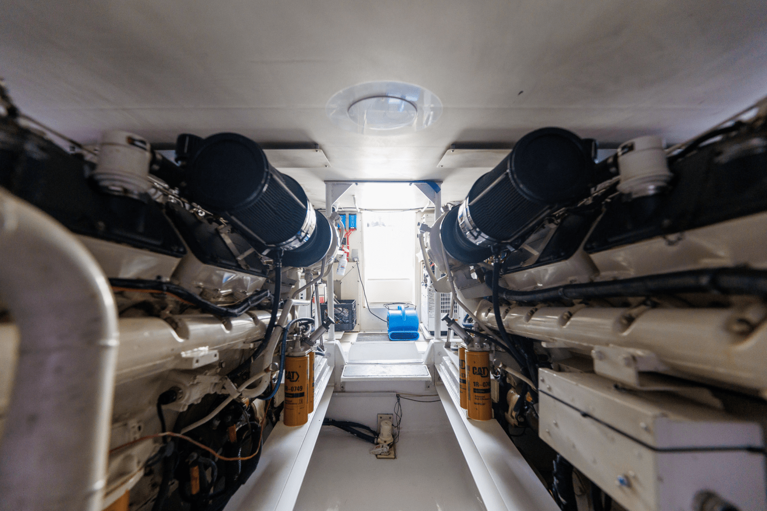 Slide: The Image of Viking 58 EB 2000 - 10