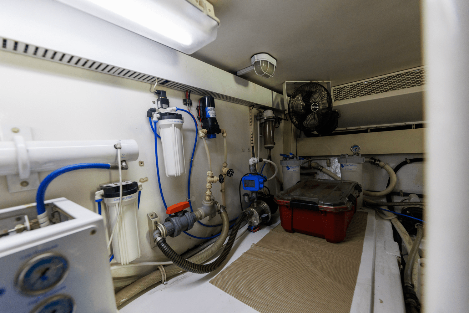 Slide: The Image of Viking 58 EB 2000 - 14