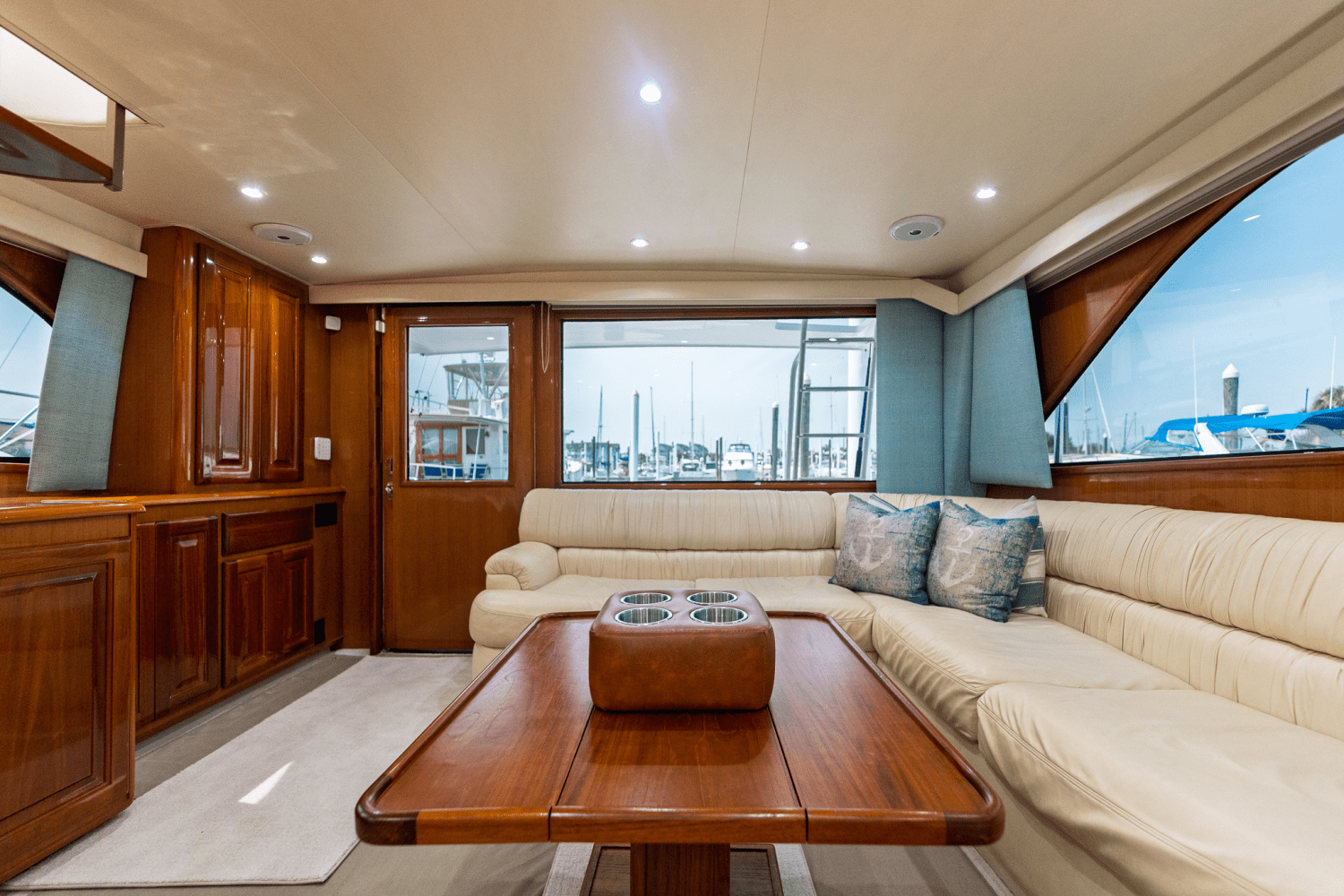 Slide: The Image of Viking 58 EB 2000 - 17