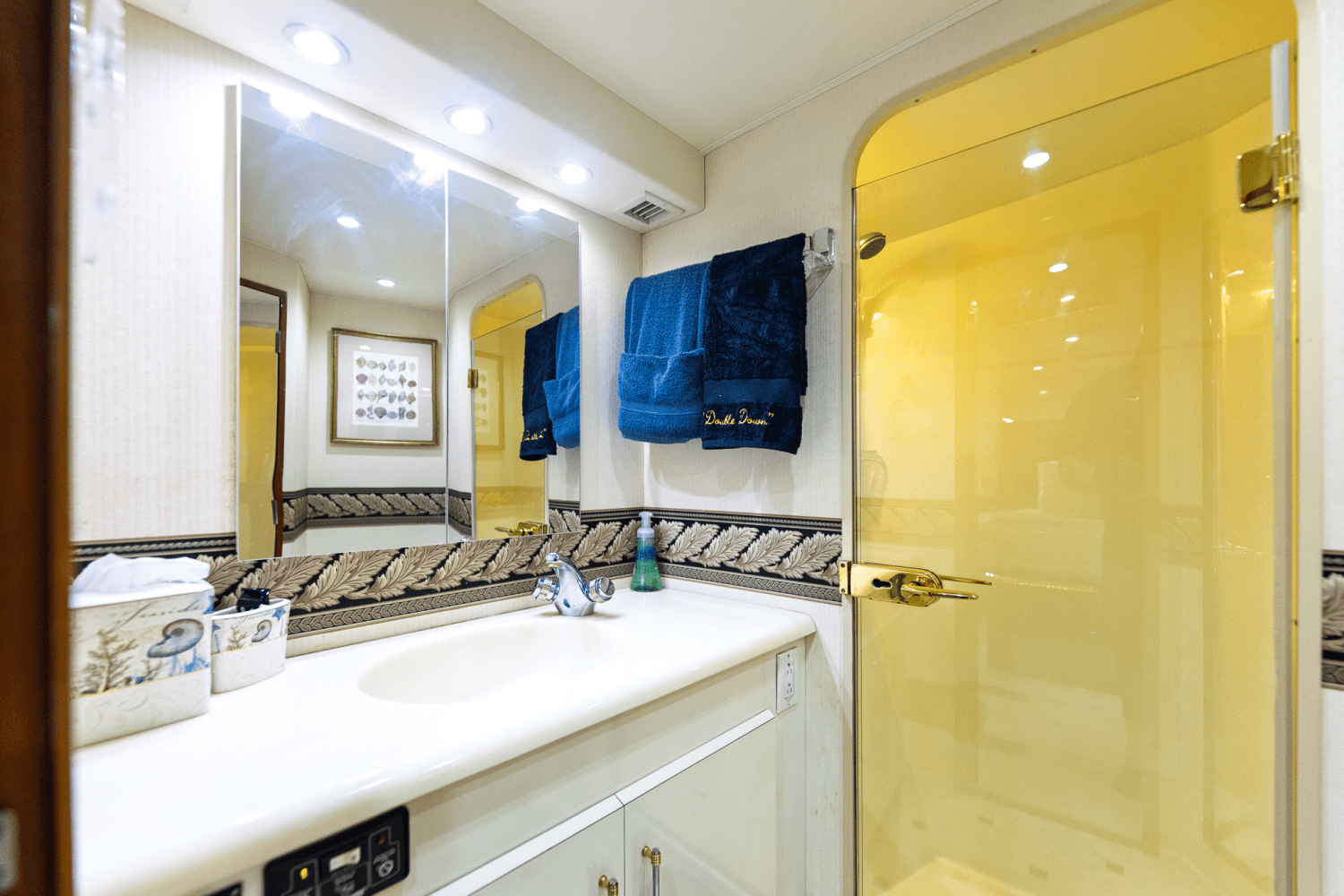 Slide: The Image of Viking 58 EB 2000 - 34