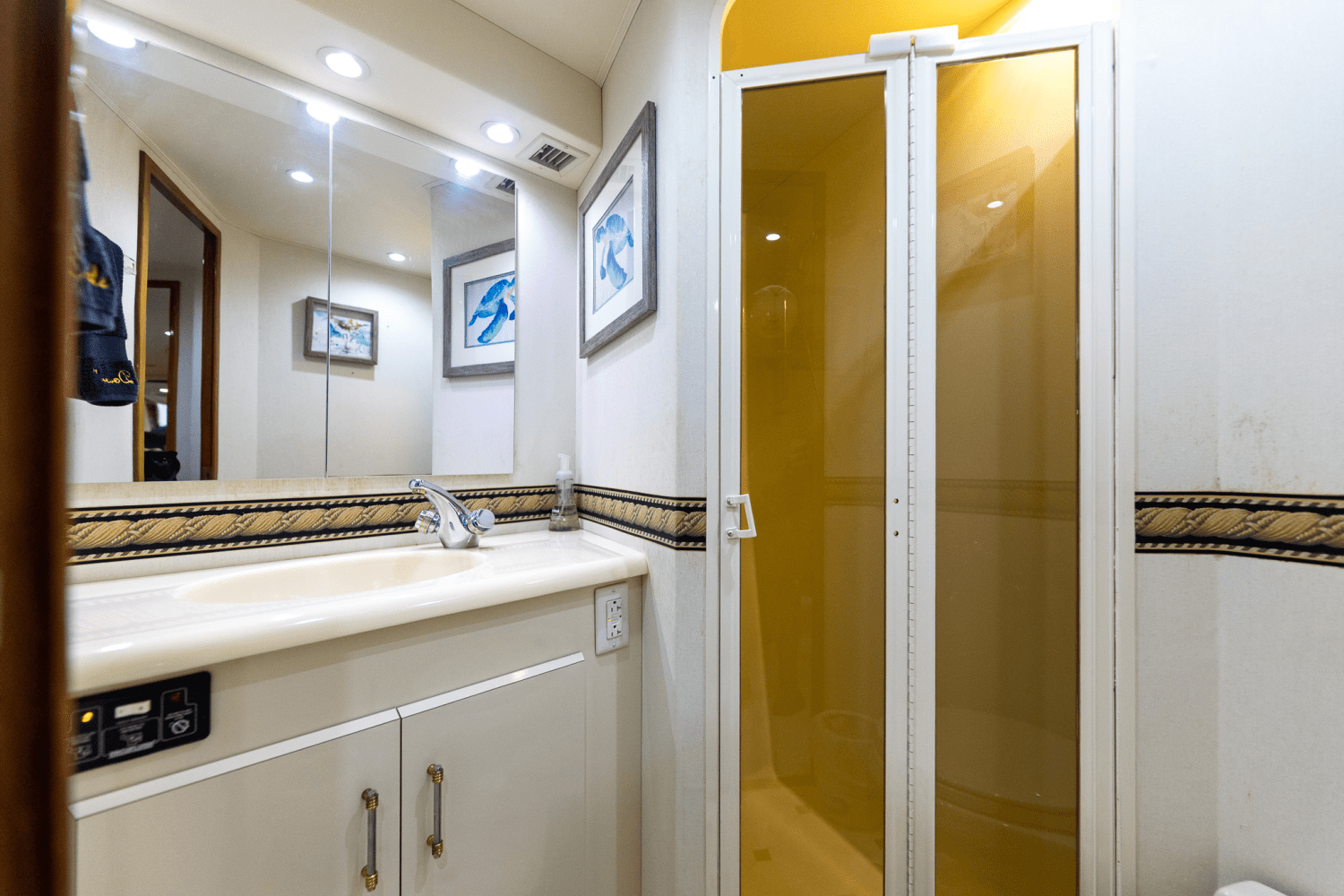 Slide: The Image of Viking 58 EB 2000 - 40