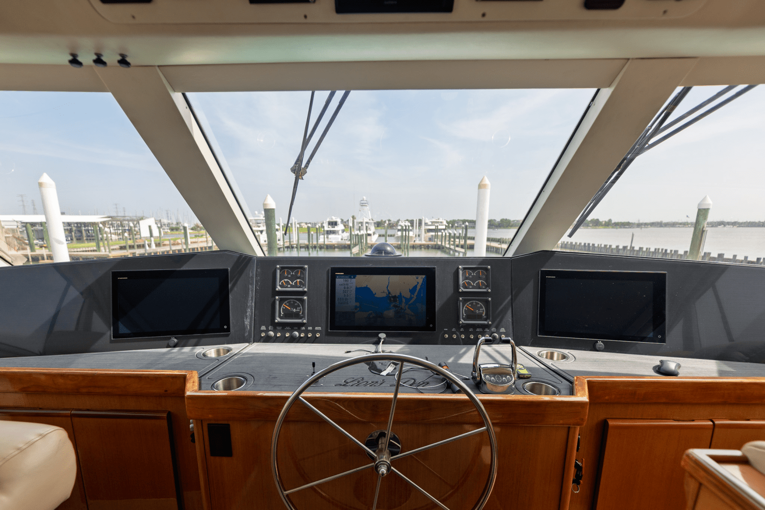 Slide: The Image of Viking 58 EB 2000 - 42