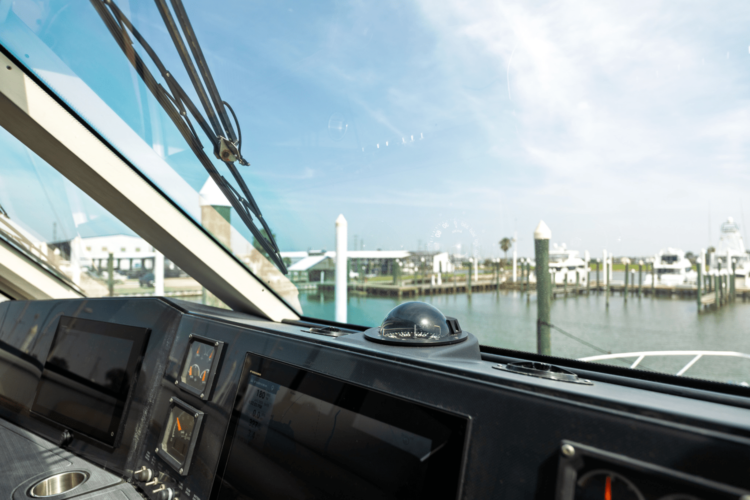 Slide: The Image of Viking 58 EB 2000 - 49