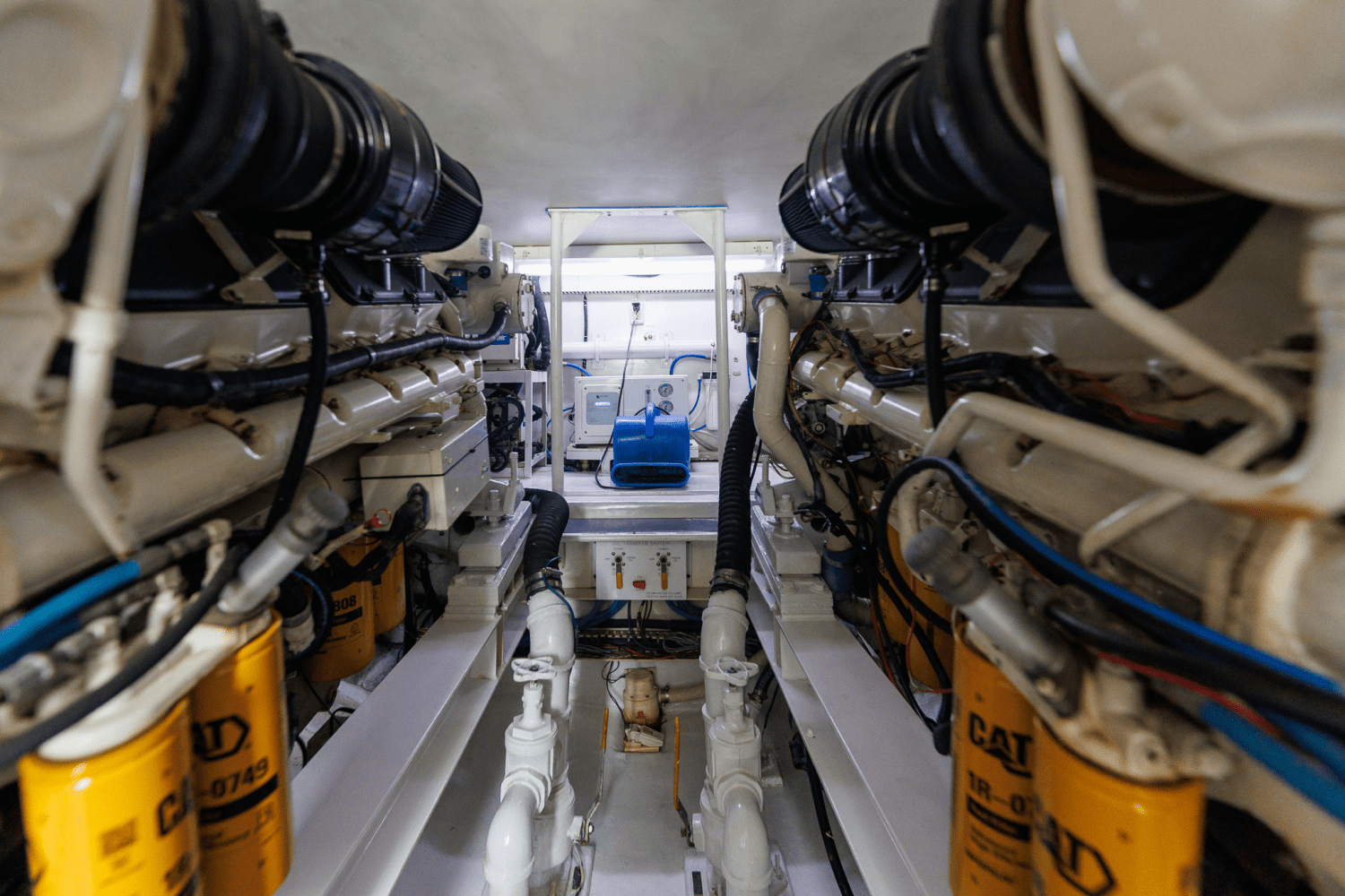 Slide: The Image of Viking 58 EB 2000 - 6