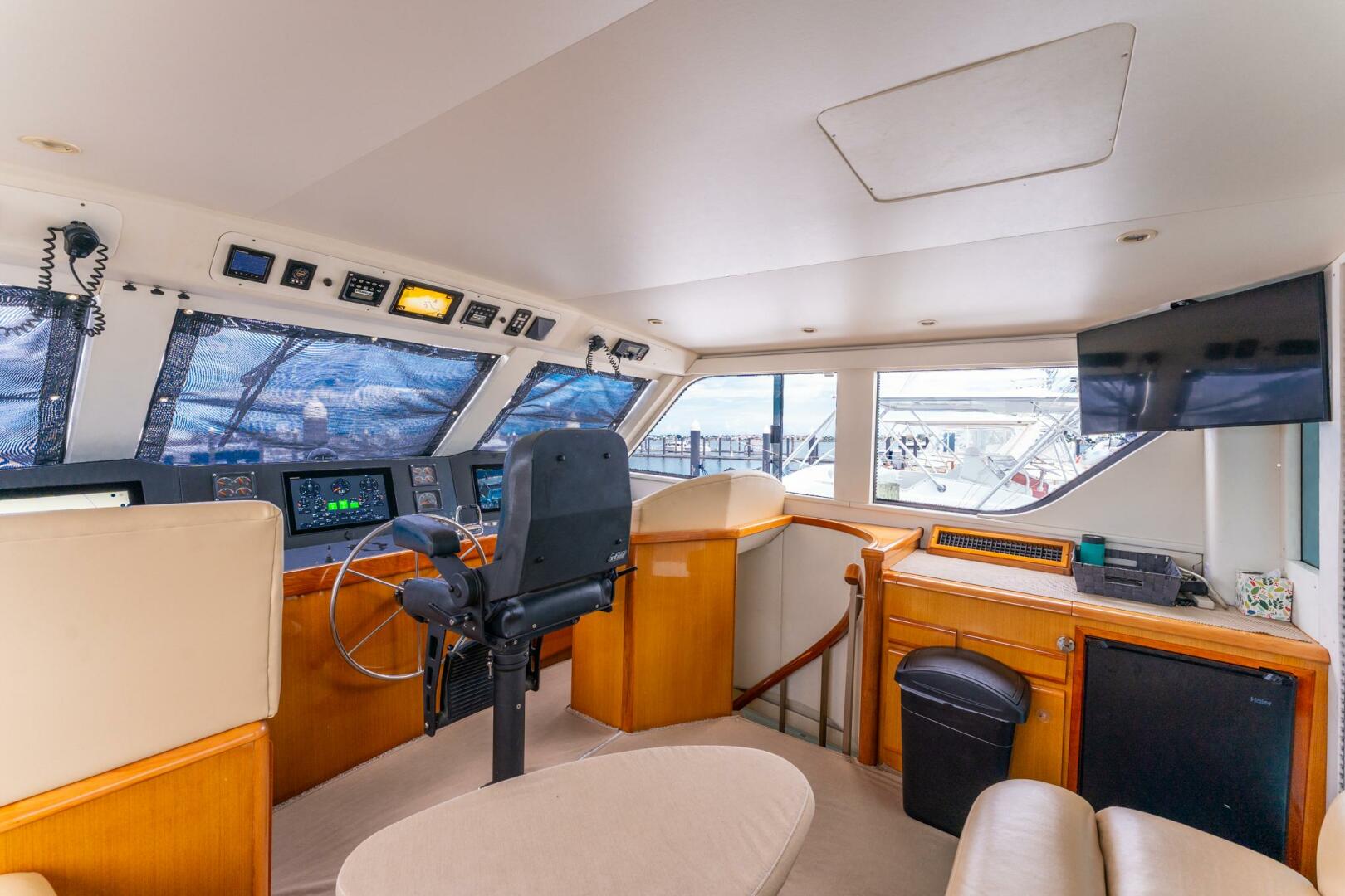 Slide: The Image of 2000 Viking 58 Enclosed Bridge Double Down - 28