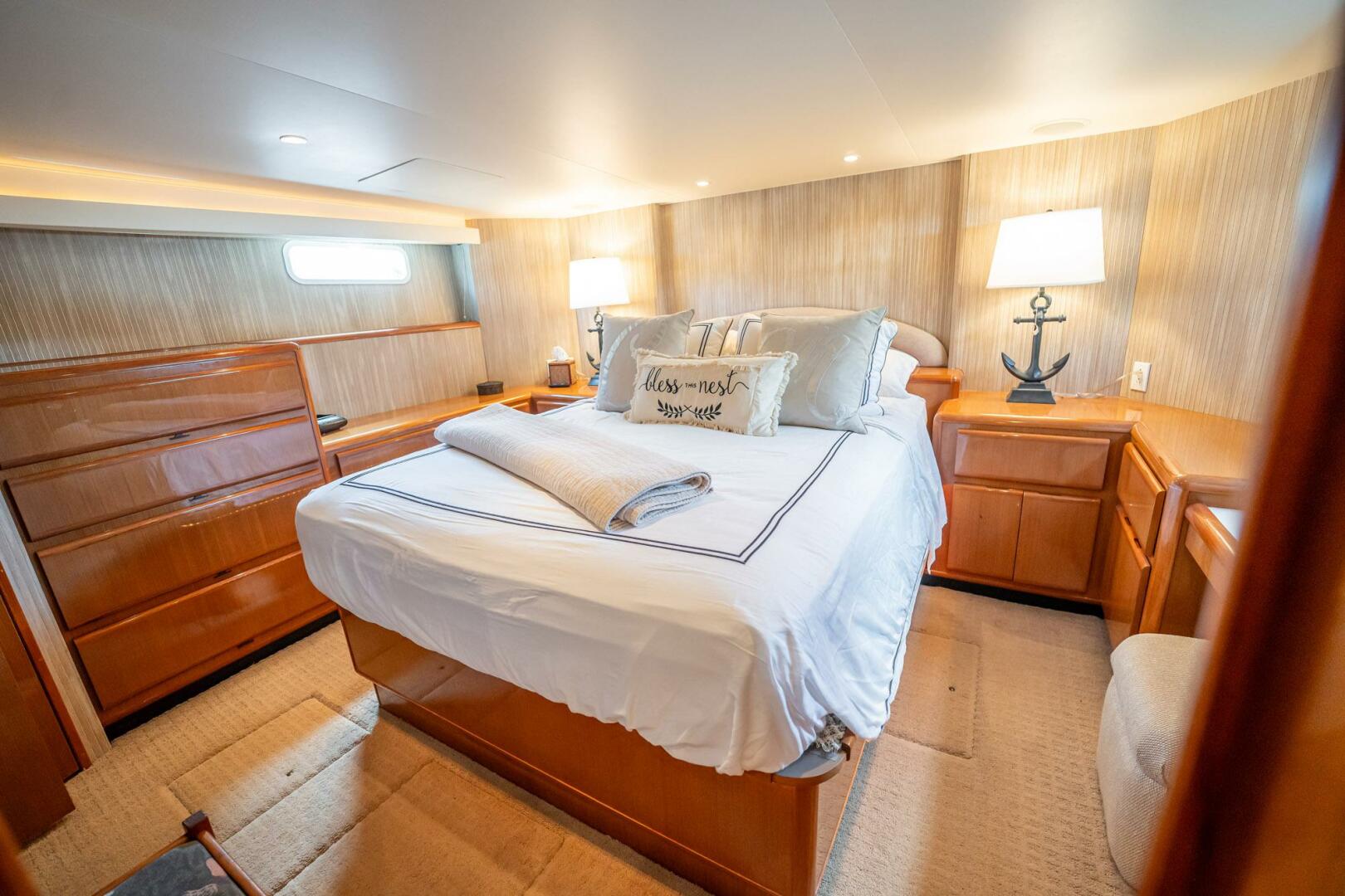 Slide: The Image of Viking 60 Cockpit Sport Yacht 2001 - 5116487