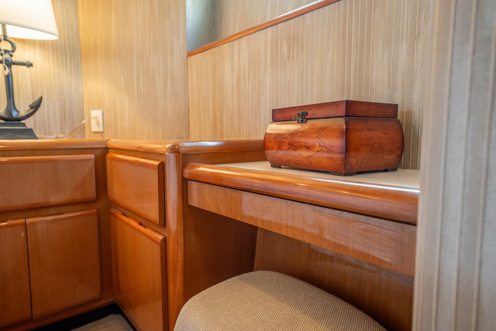 Slide: The Image of Viking 60 Cockpit Sport Yacht 2001 - 5116493