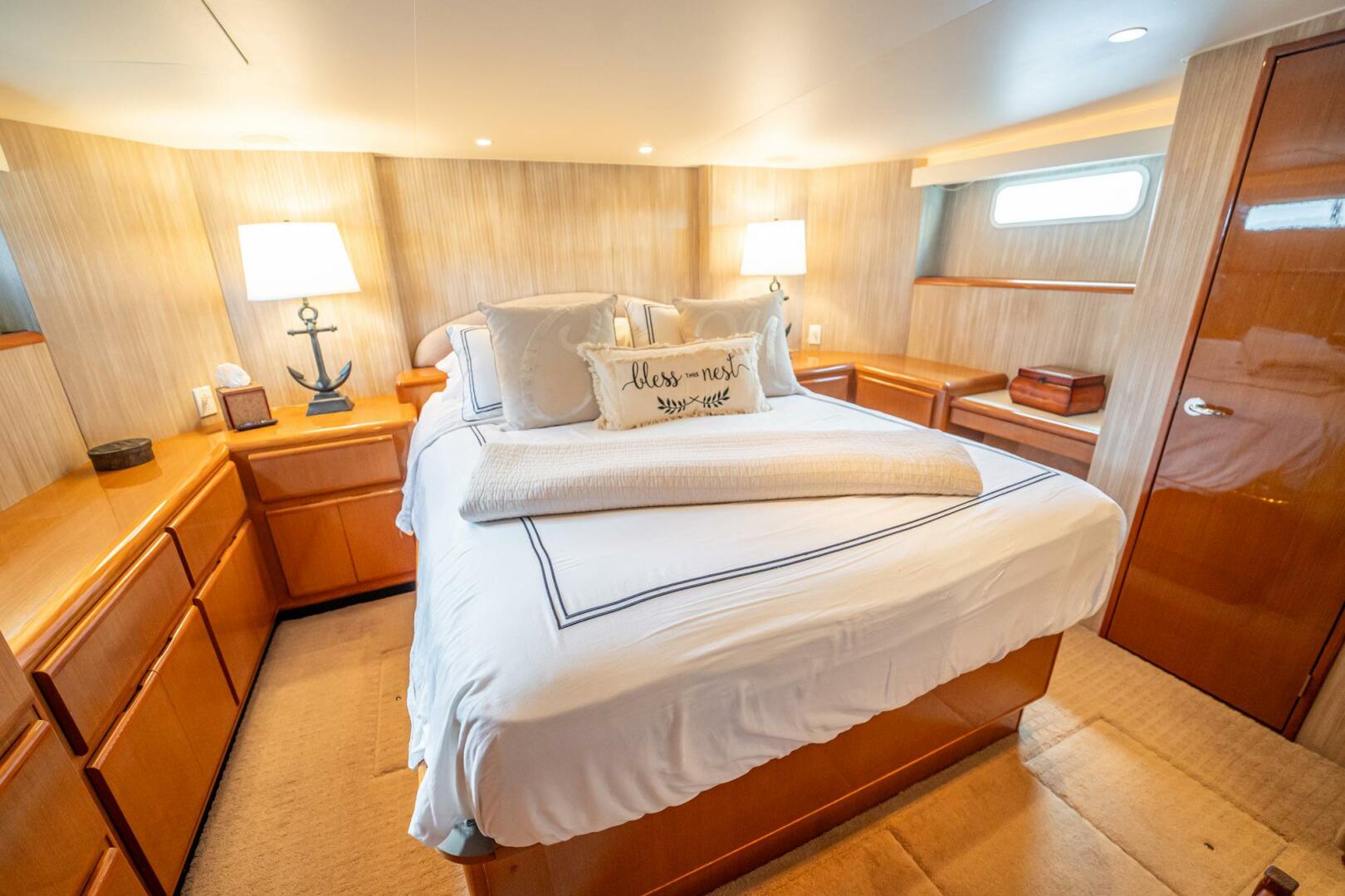 Slide: The Image of Viking 60 Cockpit Sport Yacht 2001 - 5116494