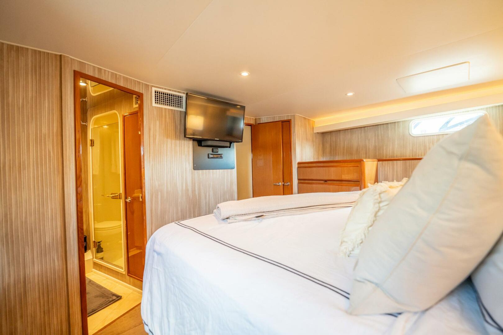 Slide: The Image of Viking 60 Cockpit Sport Yacht 2001 - 5116495