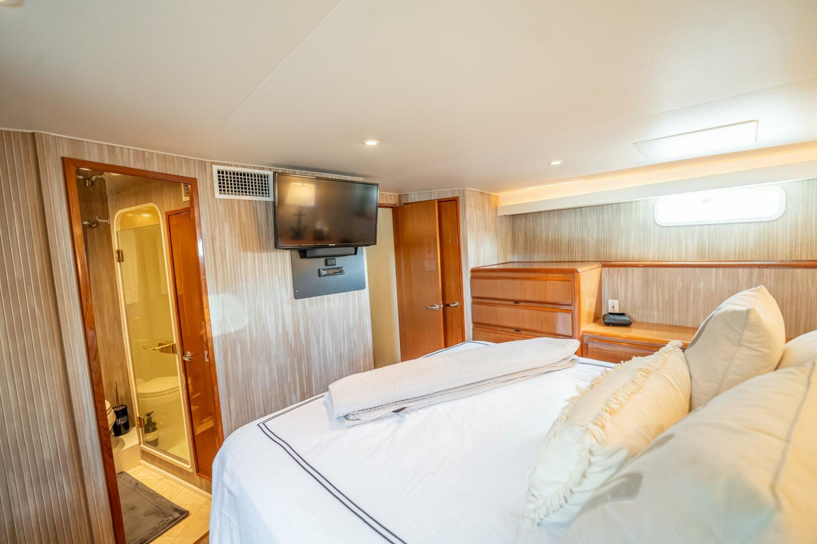Slide: The Image of Viking 60 Cockpit Sport Yacht 2001 - 5116497
