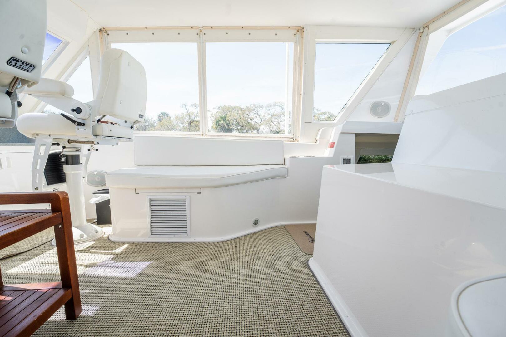 Slide: The Image of Viking 60 Cockpit Sport Yacht 2001 - 5116527