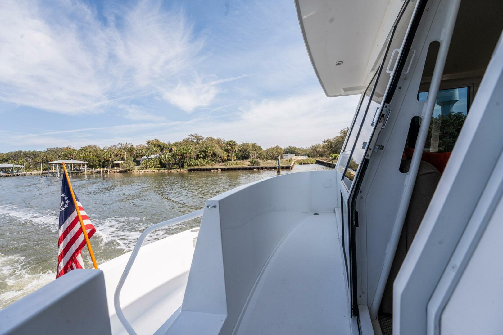 Slide: The Image of Viking 60 Cockpit Sport Yacht 2001 - 5116538