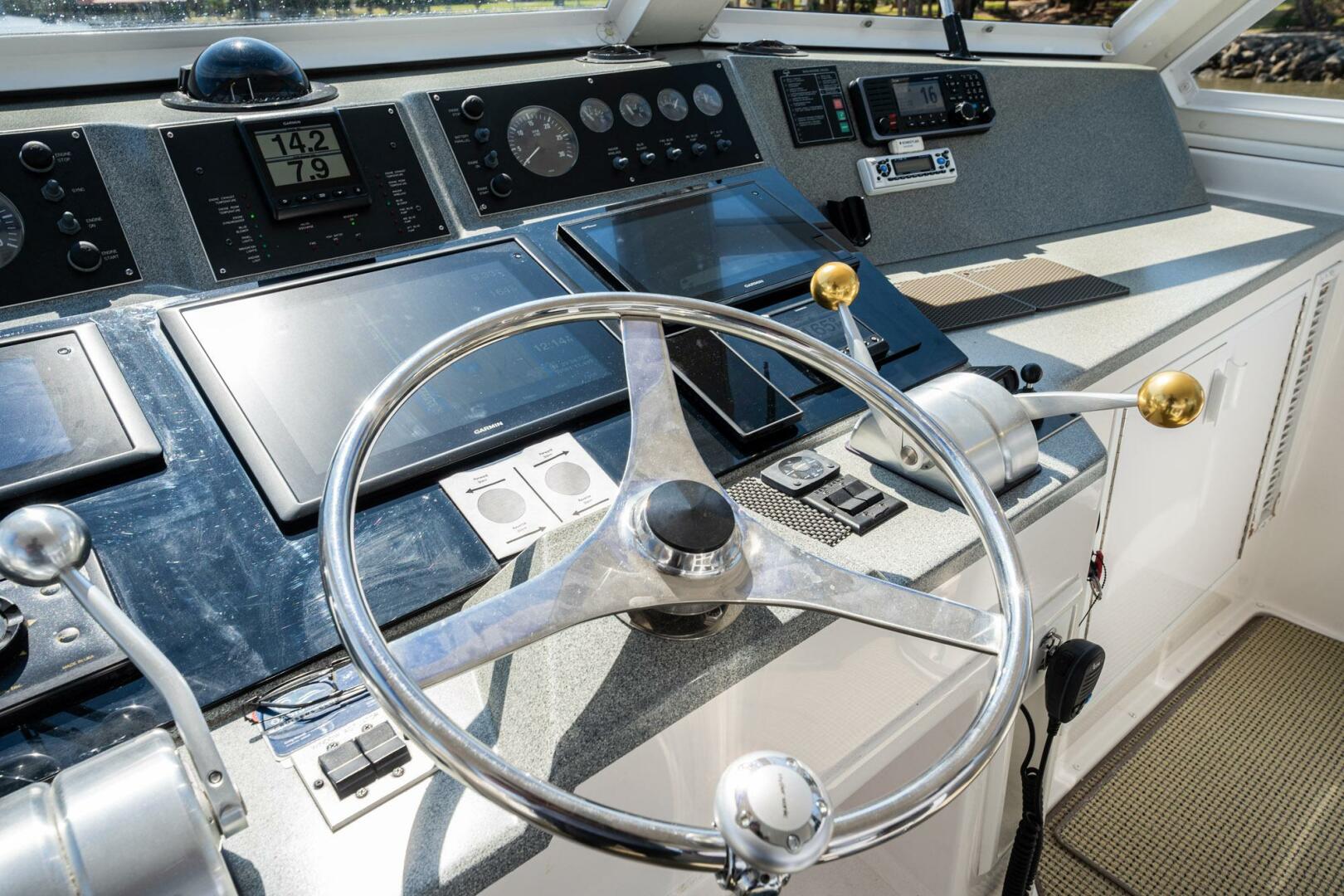 Slide: The Image of Viking 60 Cockpit Sport Yacht 2001 - 5116521