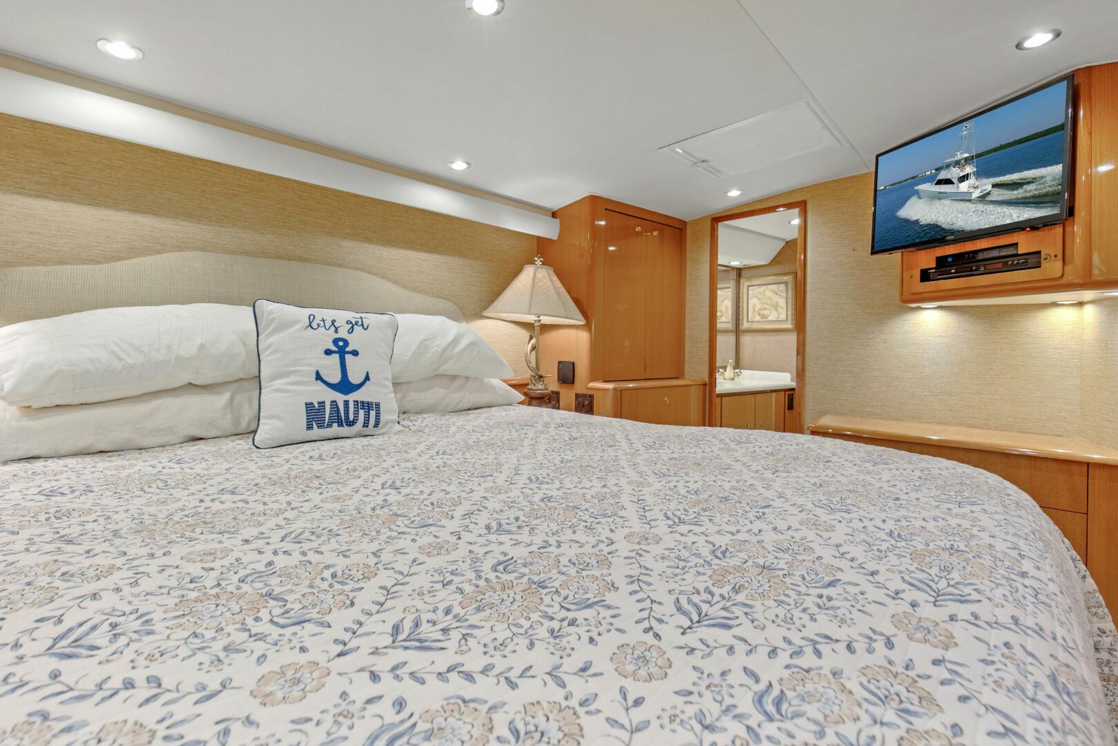 Slide: The Image of 2002 61 Viking Convertible Watusi Master Stateroom (3) - 4695126