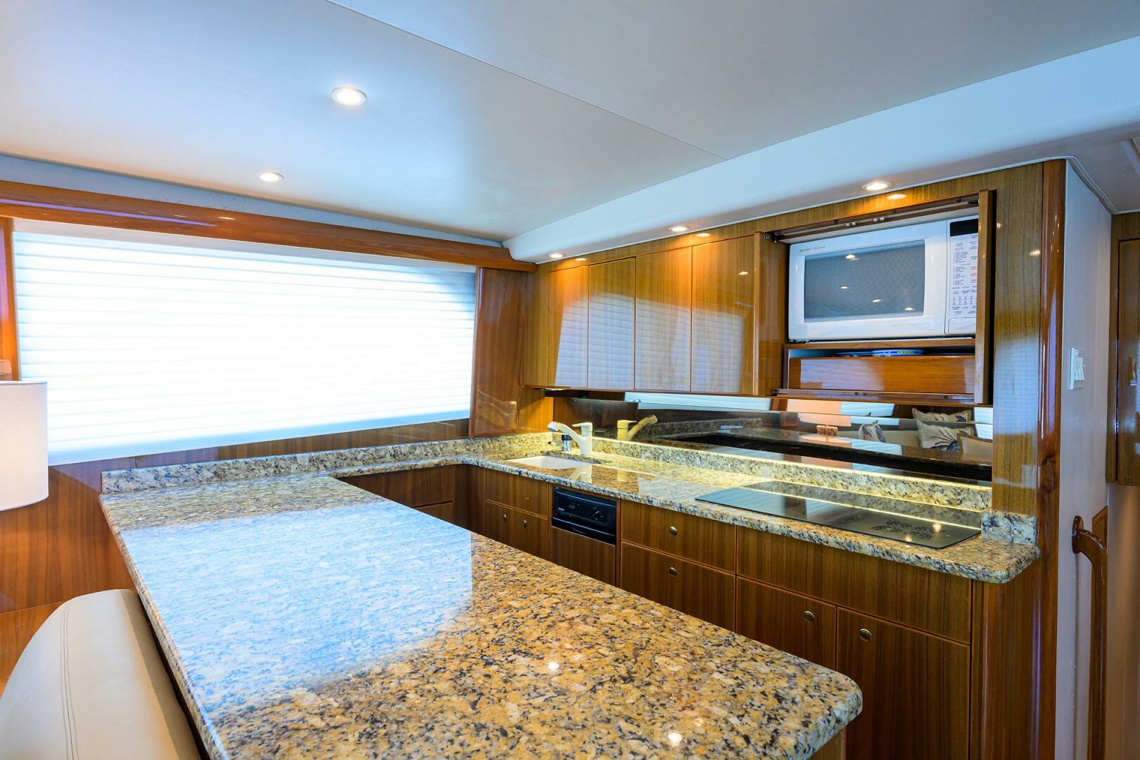 Slide: The Image of Viking 61 Enclosed Bridge 2006 - 4655011