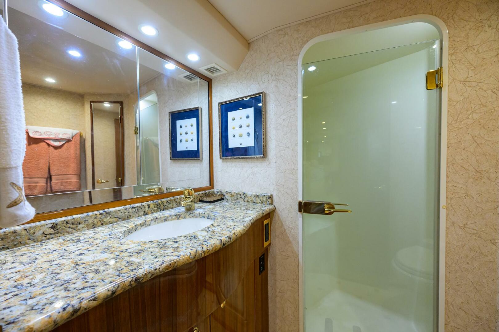 Slide: The Image of Viking 61 Enclosed Bridge 2006 - 4655167