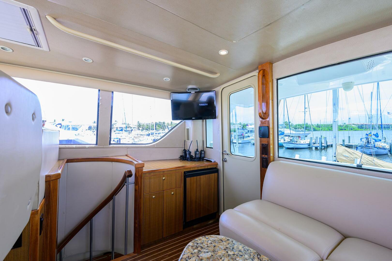 Slide: The Image of Viking 61 Enclosed Bridge 2006 - 4655184