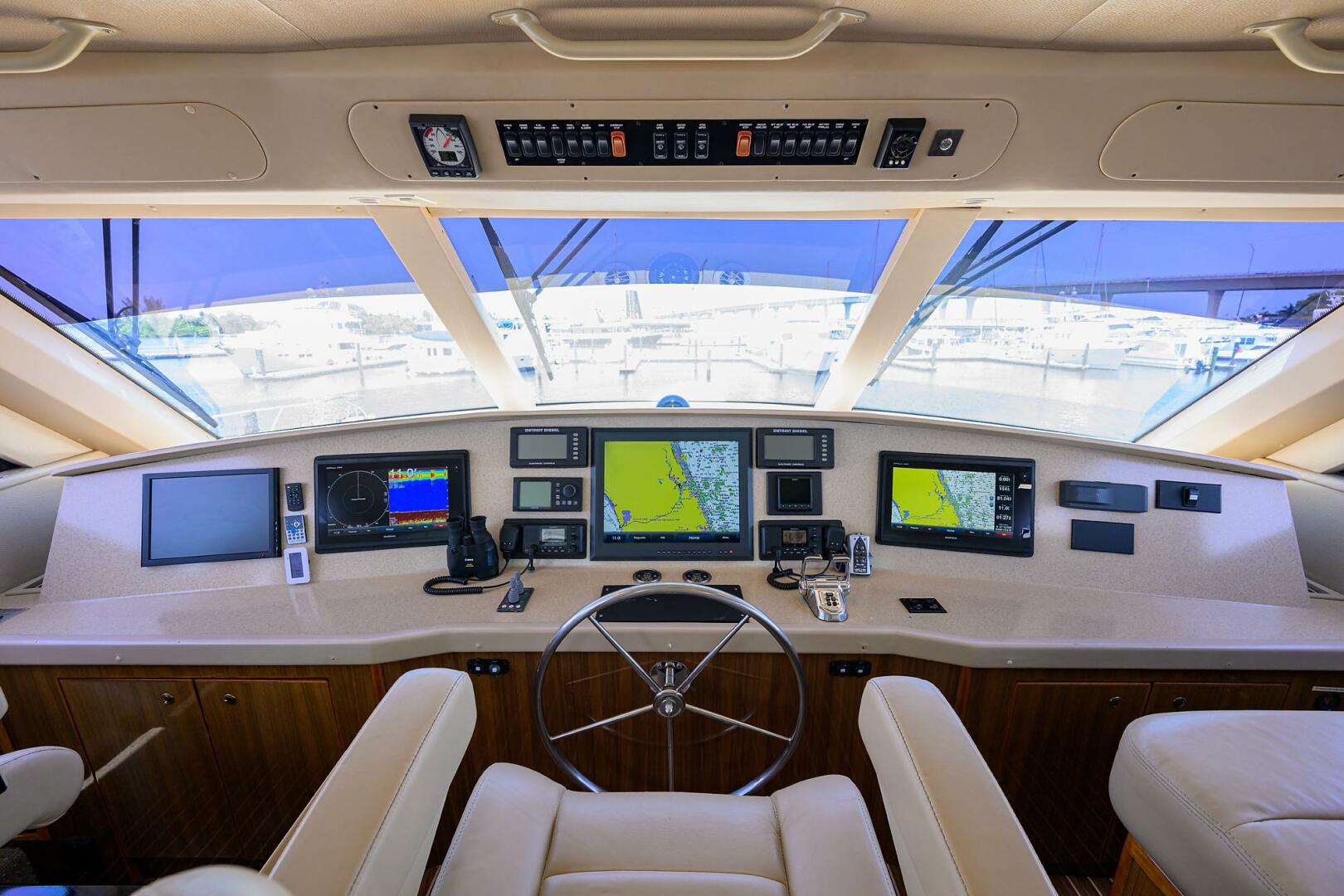 Slide: The Image of Viking 61 Enclosed Bridge 2006 - 4655185