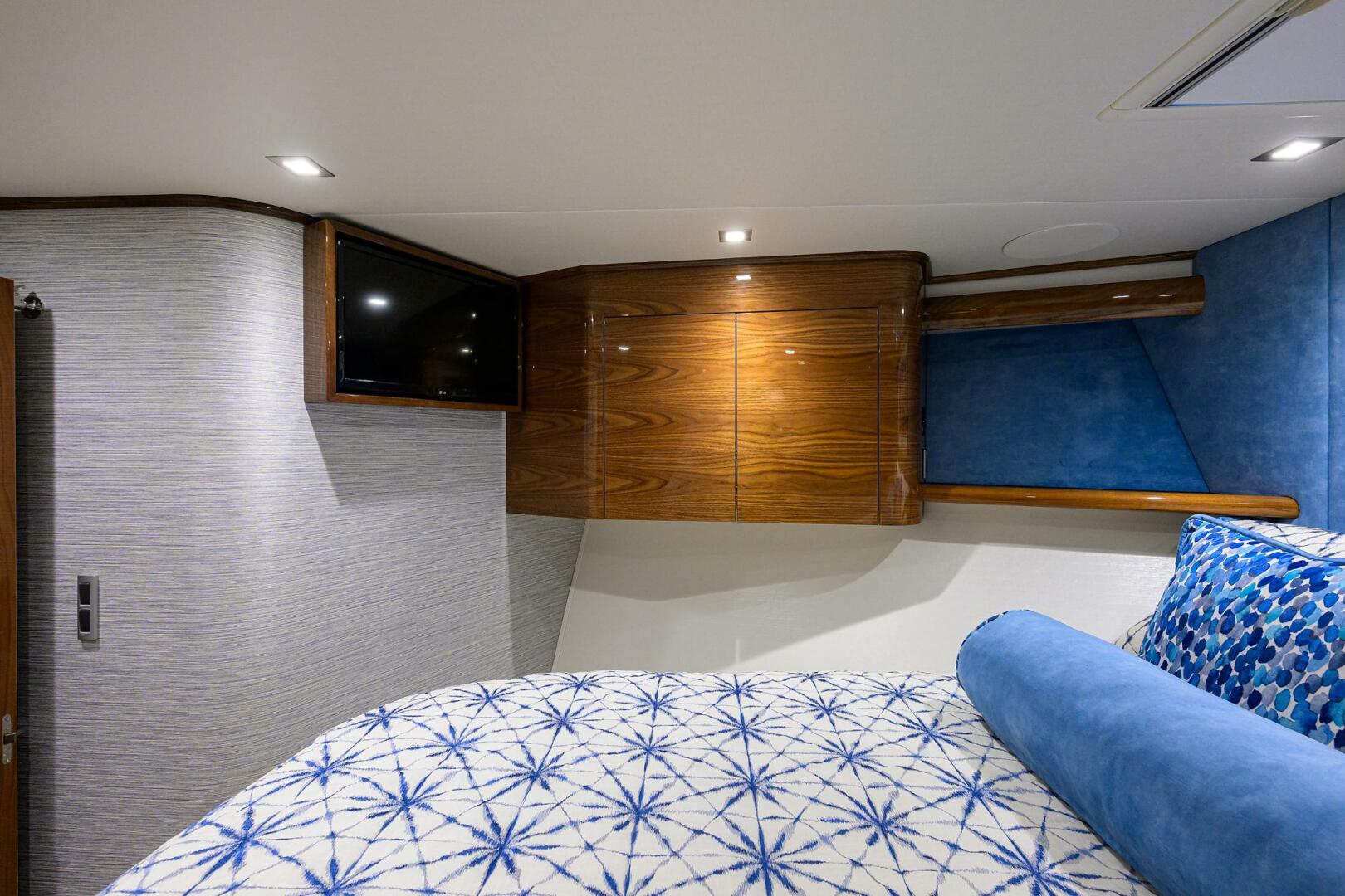 Slide: The Image of Forward Stateroom - 5140681