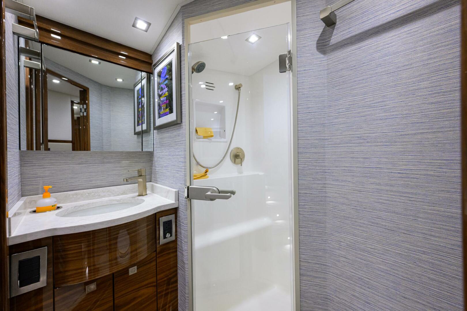 Slide: The Image of Guest Head - 5140692