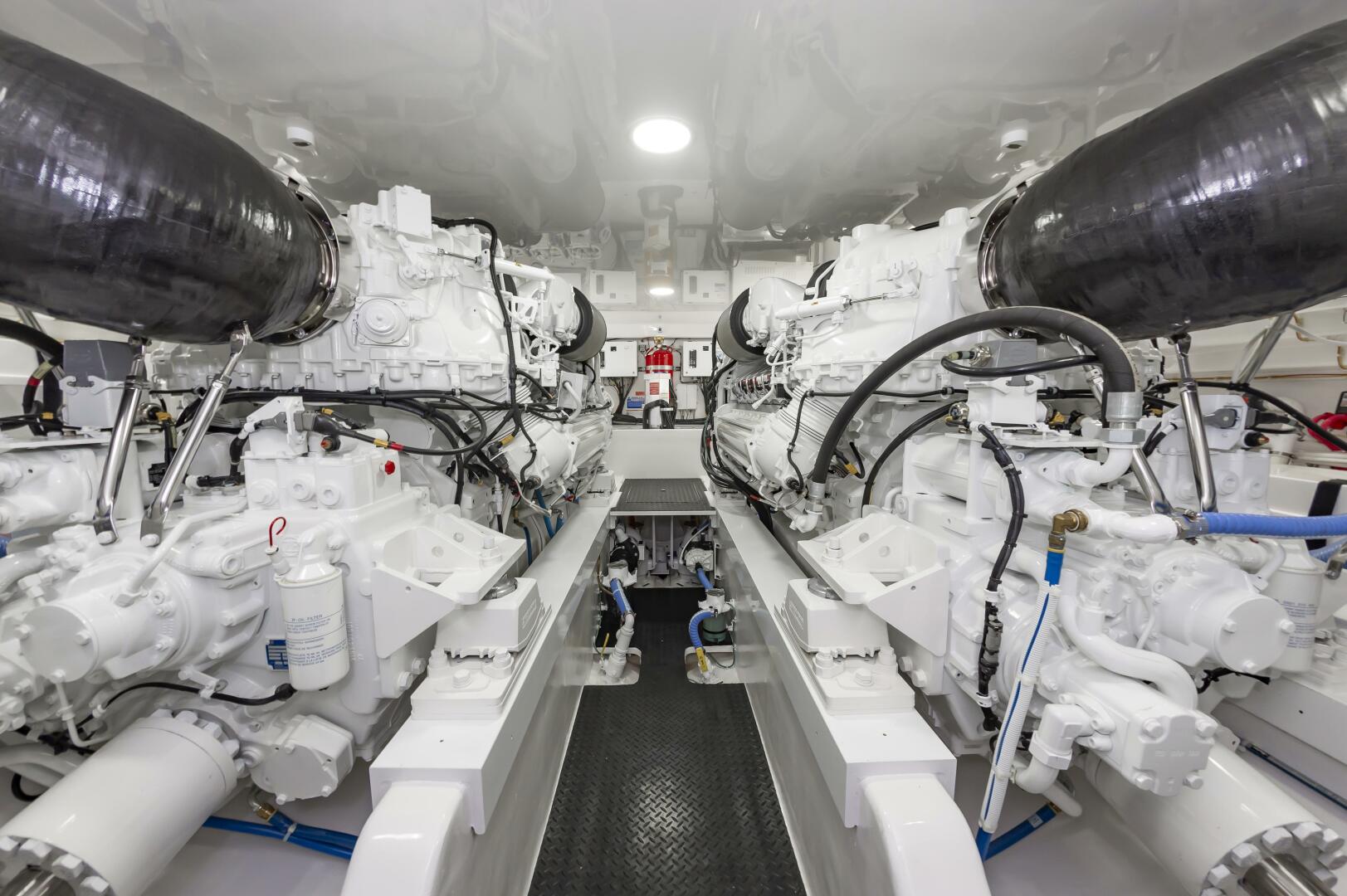 Slide: The Image of Viking 64 Convertible 2024 - 4821540
