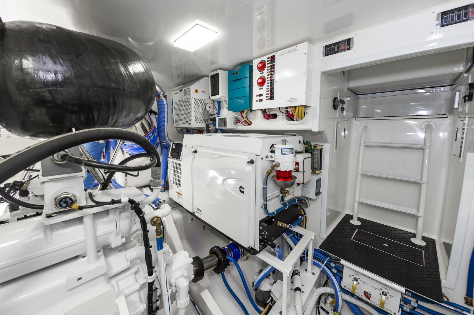 Slide: The Image of Viking 64 Convertible 2024 - 4821556