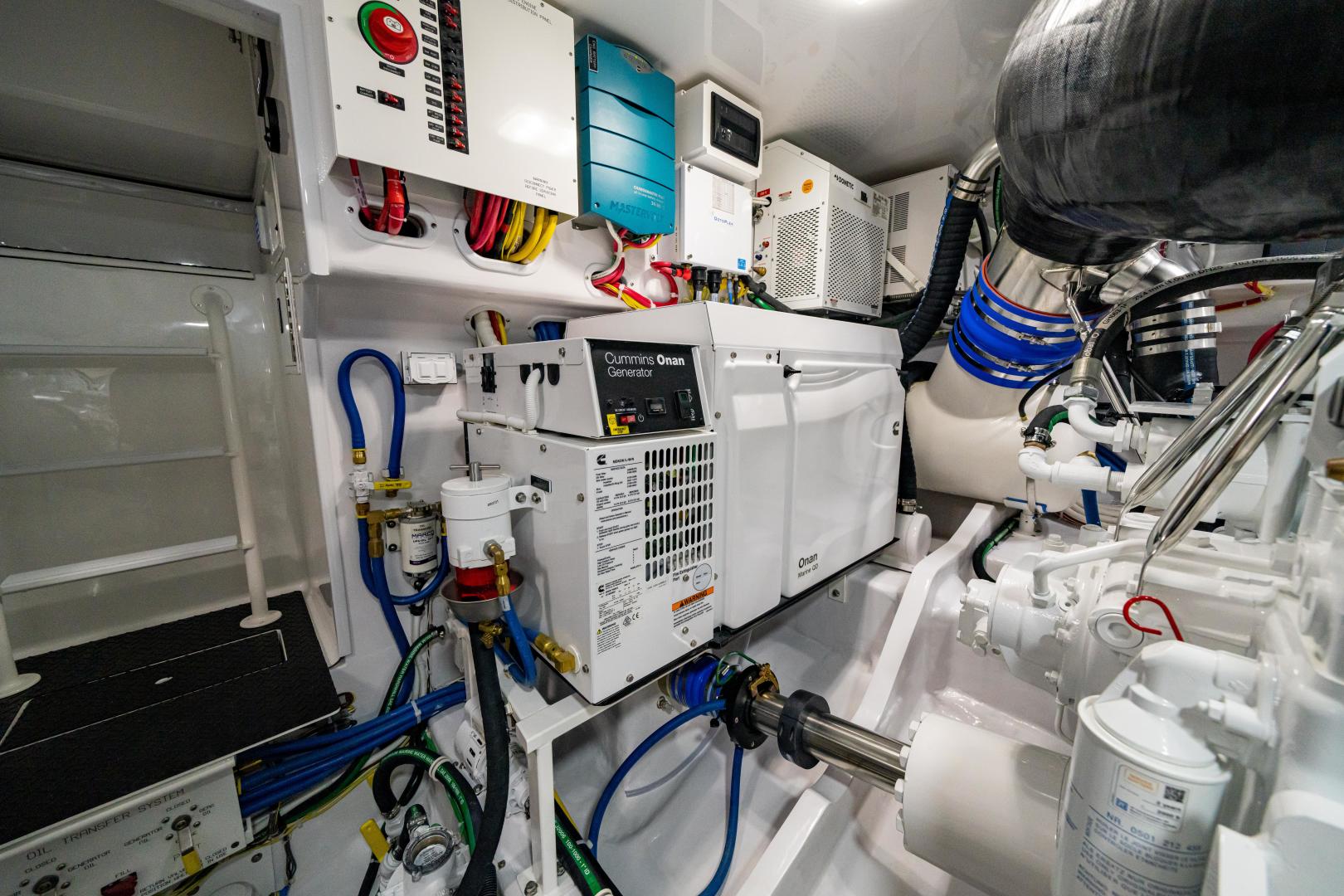 Slide: The Image of Viking 64 Convertible 2025 - 3694151