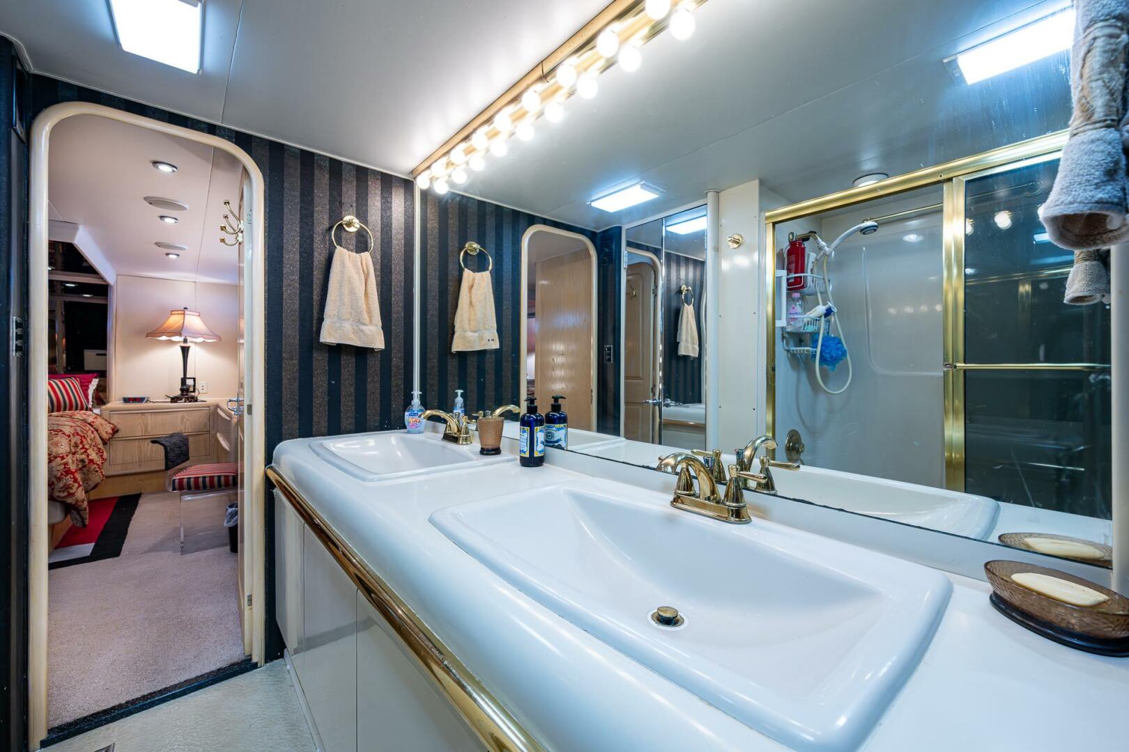 Slide: The Image of Viking 65 1991 - 5313888