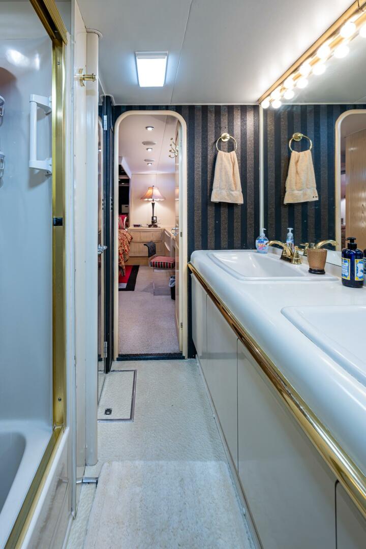 Slide: The Image of Viking 65 1991 - 5313890