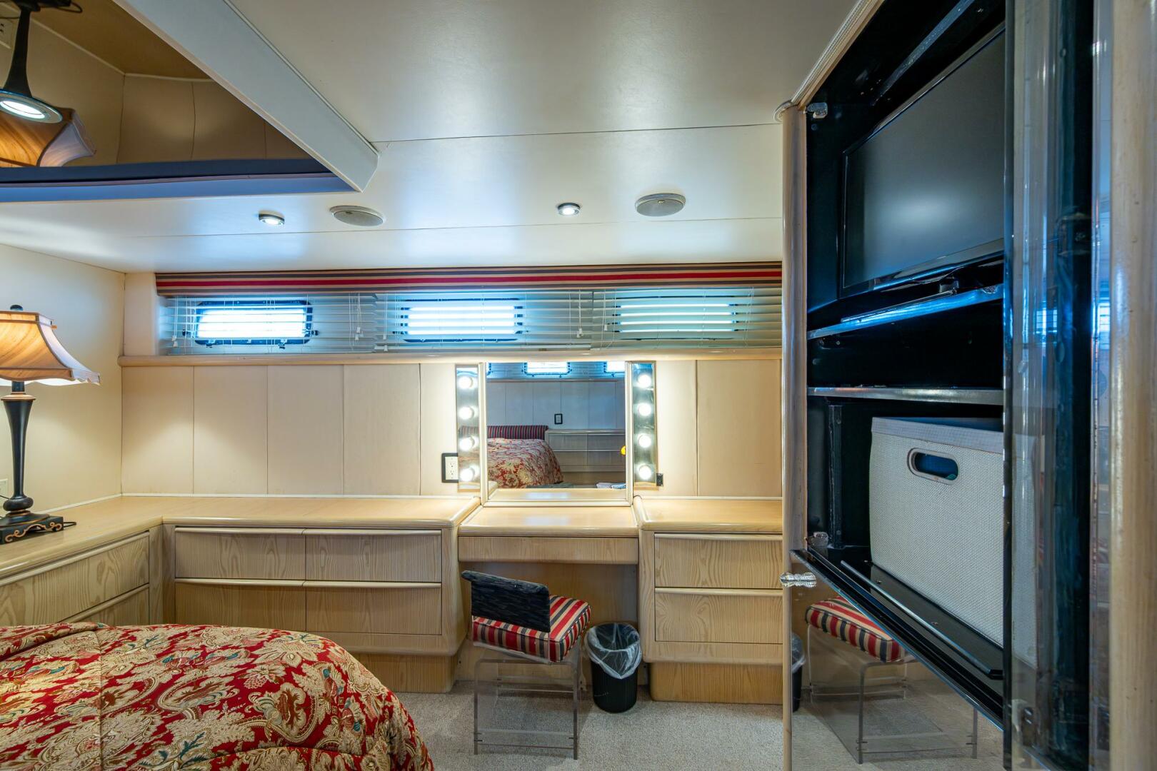 Slide: The Image of Viking 65 1991 - 5313901