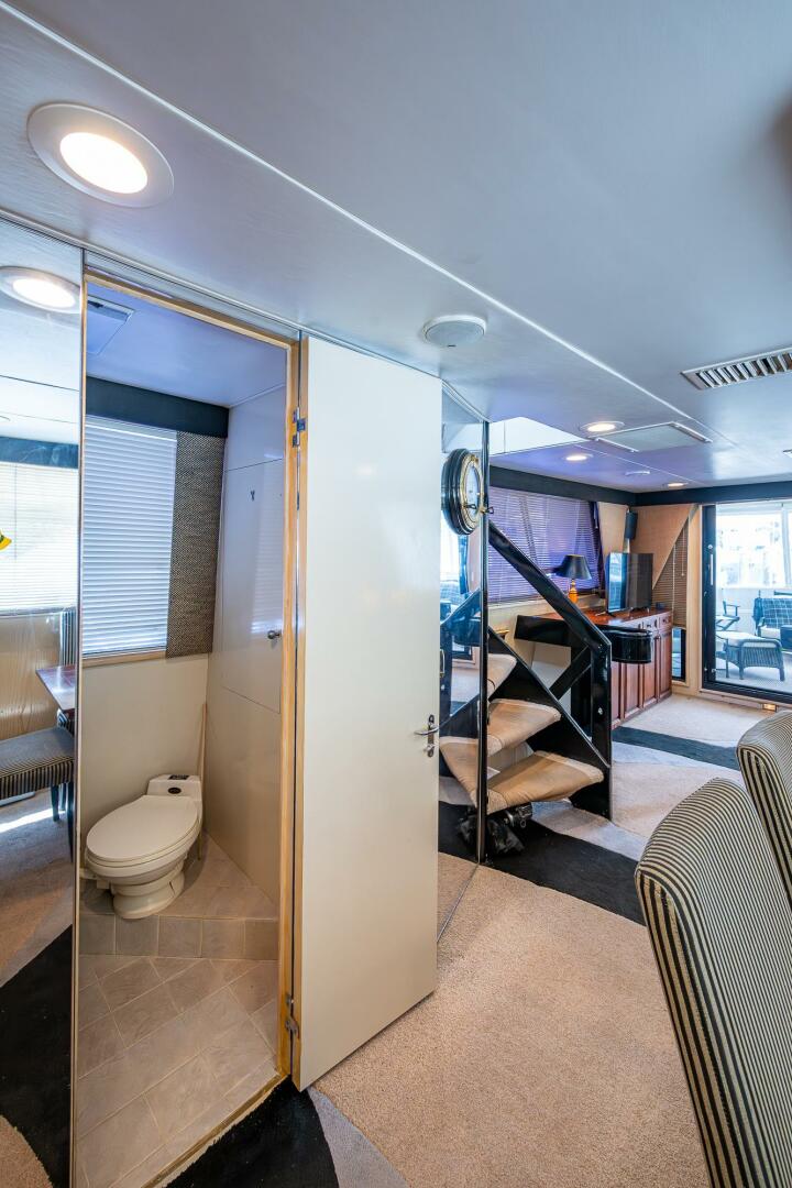 Slide: The Image of Viking 65 1991 - 5313946