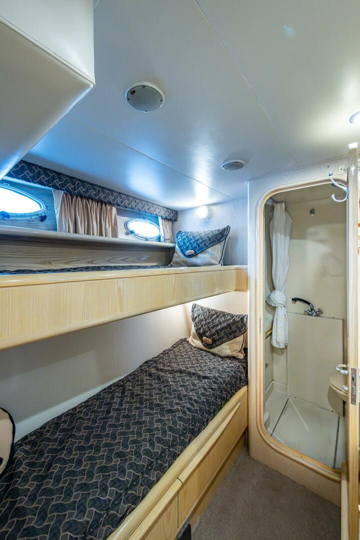 Slide: The Image of Viking 65 1991 - 5313952