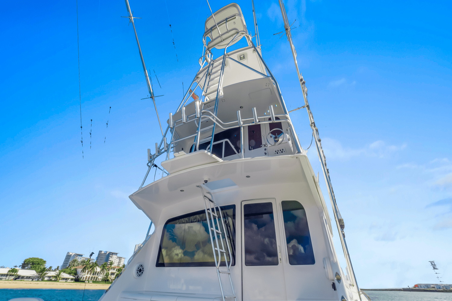 Slide: The Image of Viking 65 ENCLOSED BRIDGE 2002 - 26