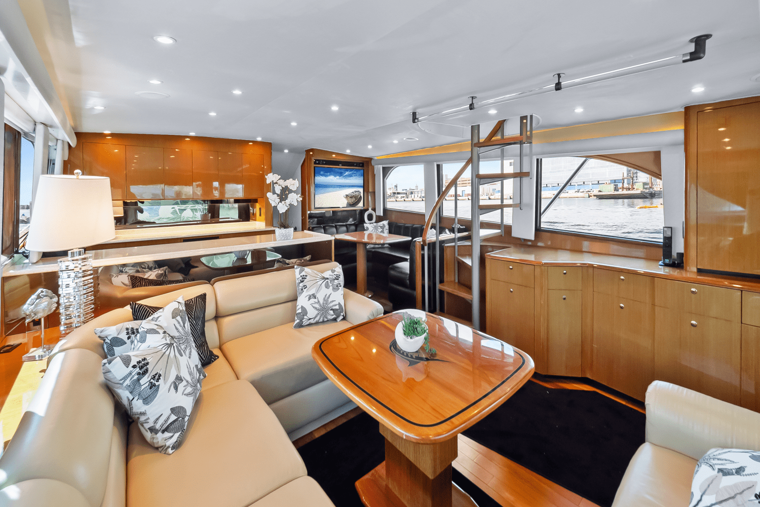 Slide: The Image of Viking 65 ENCLOSED BRIDGE 2002 - 6