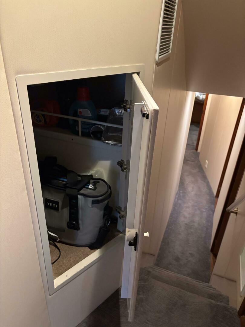 Slide: The Image of Viking 65 Enclosed Bridge Convertible 2003 - 5227896