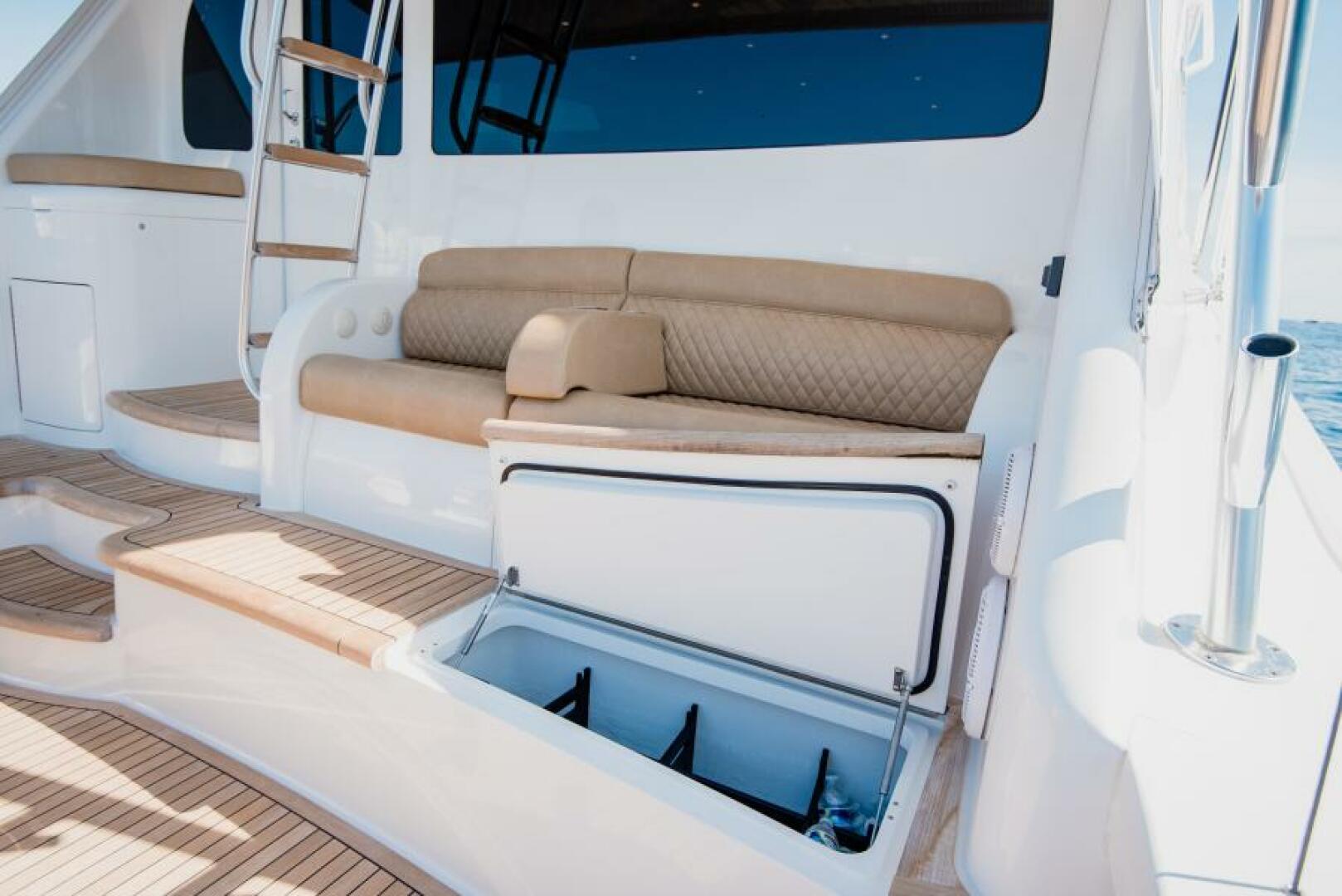 Slide: The Image of 2017 Viking 66 Convertible Freezer - 4745944